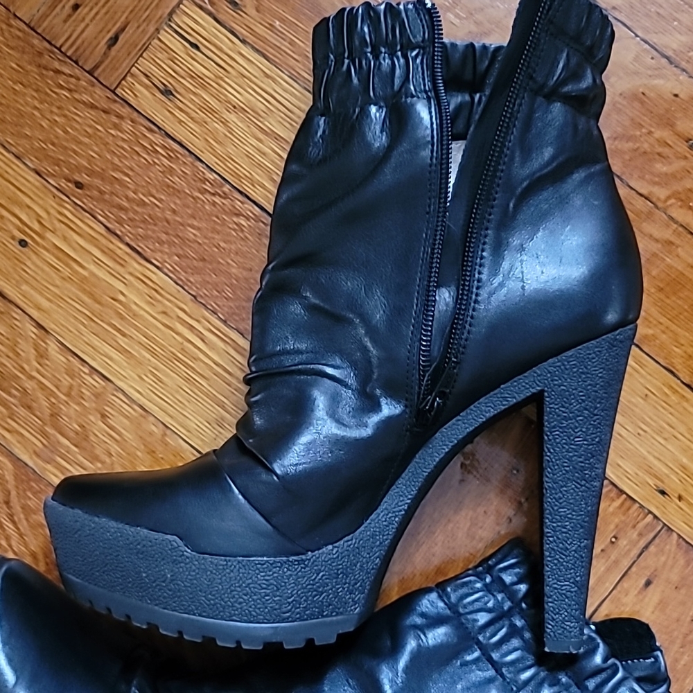 Ankle Bootie - image 4